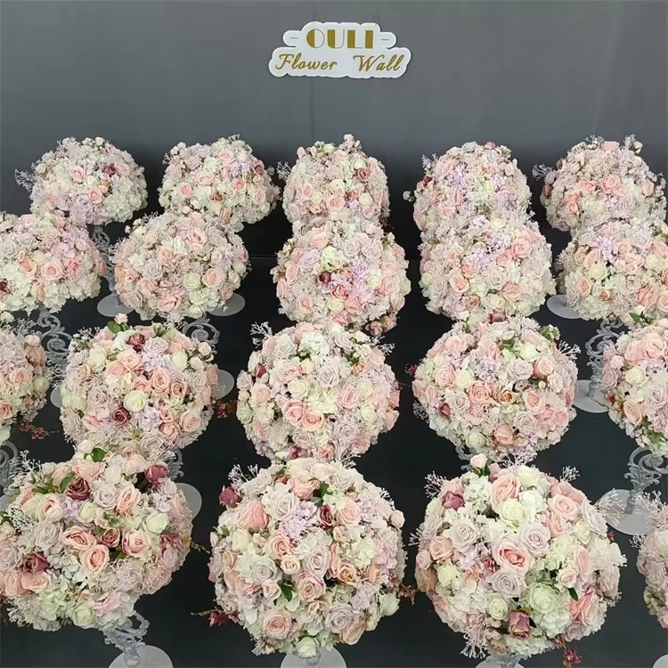 Resep sederhana untuk centerpieces bola bunga peony buatan