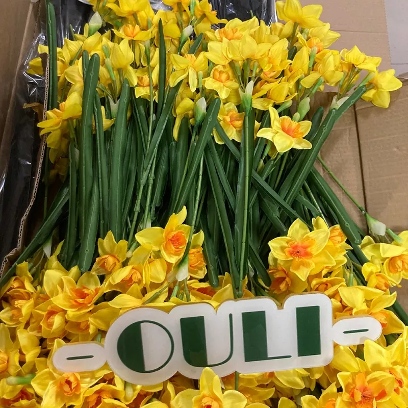 Bunga Daffodil palsu