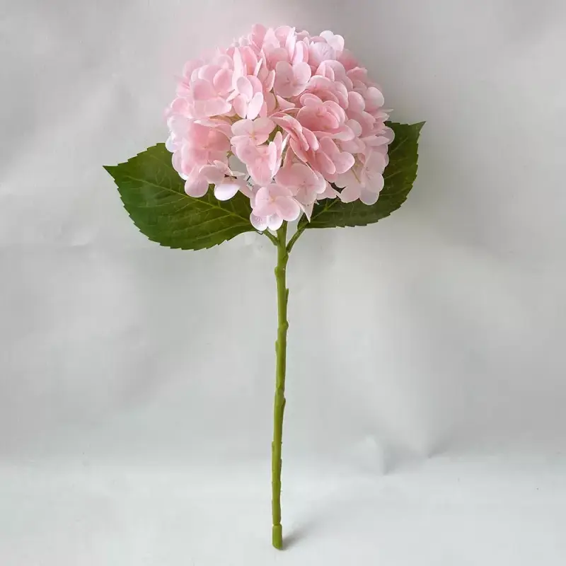 Hydrangea buatan sentuh nyata